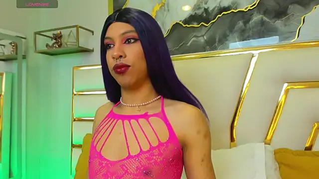 Snapshot of AndyBlake_ chatting on 03/08/25, 03:17 AndyBlake online show from 03/08/25, 03:17