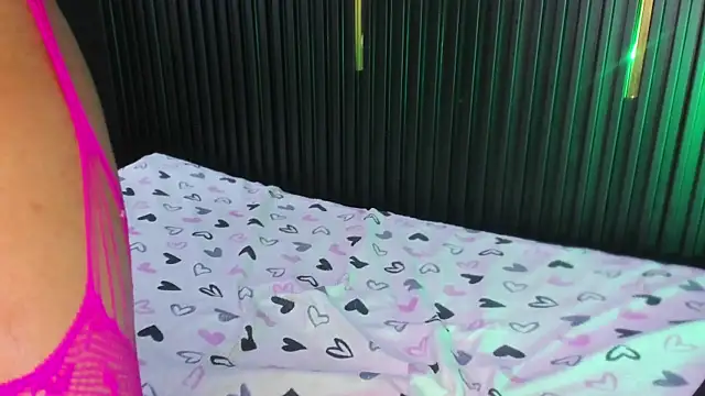 Snapshot of AndyBlake_ chatting on 03/20/25, 05:57 AndyBlake online show from 03/20/25, 05:57