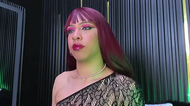 Snapshot of AndyBlake_ chatting on 03/23/25, 02:48 AndyBlake online show from 03/23/25, 02:48