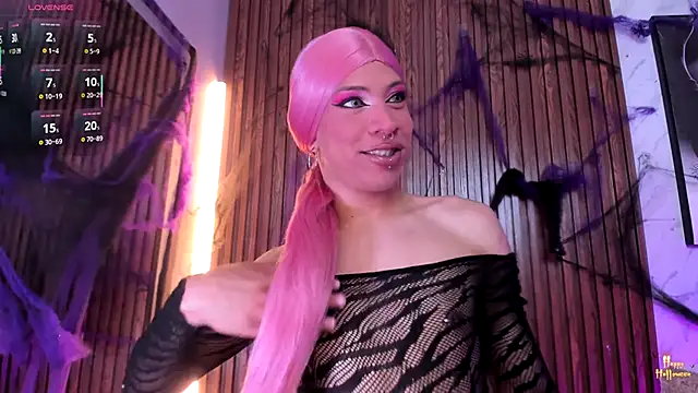 Snapshot of AndyBlake_ chatting on 10/22/25, 03:07 AndyBlake online show from 10/22/25, 03:07