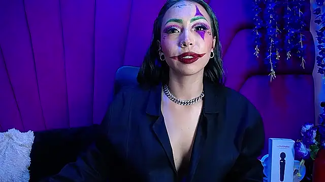 nathalia pink online show from 10/18/25, 04:19