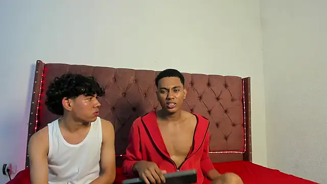 boys yourparty online show from 01/13/26, 01:11