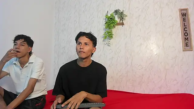 boys yourparty online show from 06/04/26, 01:11