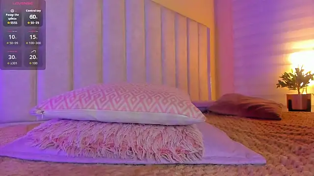 lil hanna18 online show from 11/19/25, 10:37