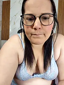 Snapshot of kiara_scottt chatting on 03/16/26, 08:40 kiara scottt online show from 03/16/26, 08:40