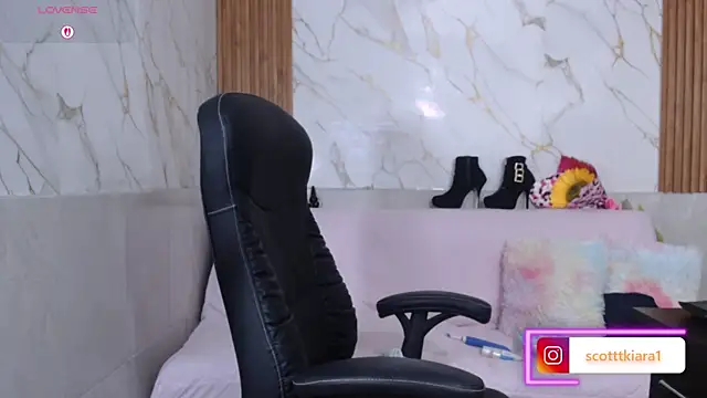 kiara scottt online show from 06/27/26, 12:22