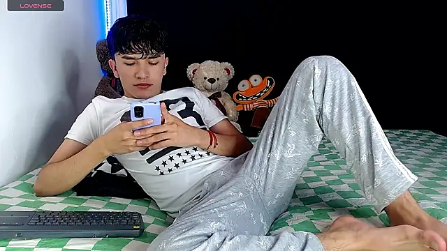 benji hoter online show from 02/02/26, 11:03