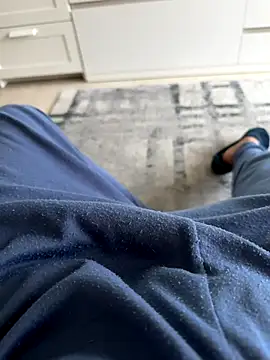 Snapshot of CheapFan55 chatting on 10/17/25, 01:46 CheapFan55 online show from 10/17/25, 01:46