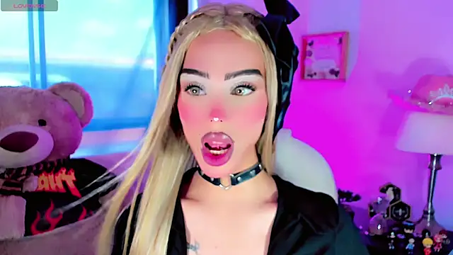 Snapshot of dollswit01 chatting on 01/20/25, 05:16 dollswit01 online show from 01/20/25, 05:16