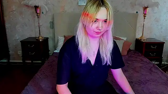 Snapshot of Iriska_mini chatting on 09/14/25, 07:29 Iriska mini online show from 09/14/25, 07:29