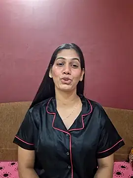 Garima G online show from 11/23/25, 05:35