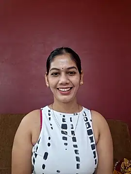 Garima G online show from 02/05/26, 10:09