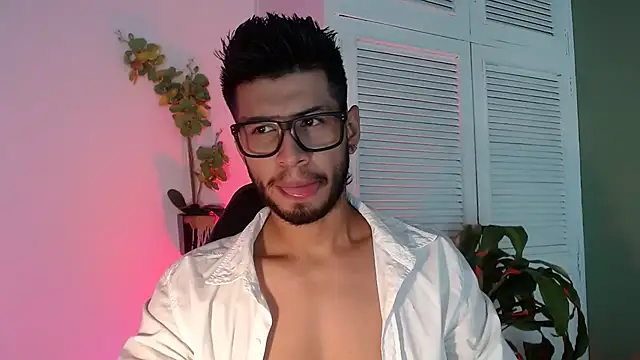 Snapshot of Colby_brown03 chatting on 09/16/25, 07:37 Colby brown03 online show from 09/16/25, 07:37