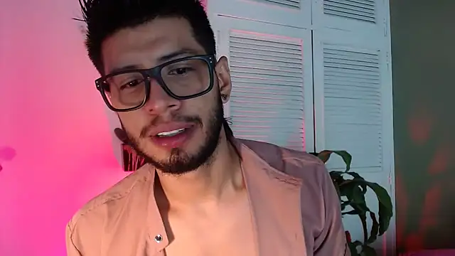 Snapshot of Colby_brown03 chatting on 09/21/25, 07:04 Colby brown03 online show from 09/21/25, 07:04