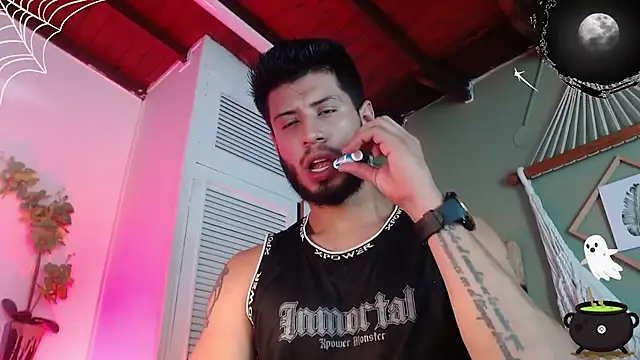 Snapshot of Colby_brown03 chatting on 10/16/25, 07:48 Colby brown03 online show from 10/16/25, 07:48