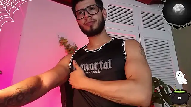 Snapshot of Colby_brown03 chatting on 10/18/25, 07:36 Colby brown03 online show from 10/18/25, 07:36