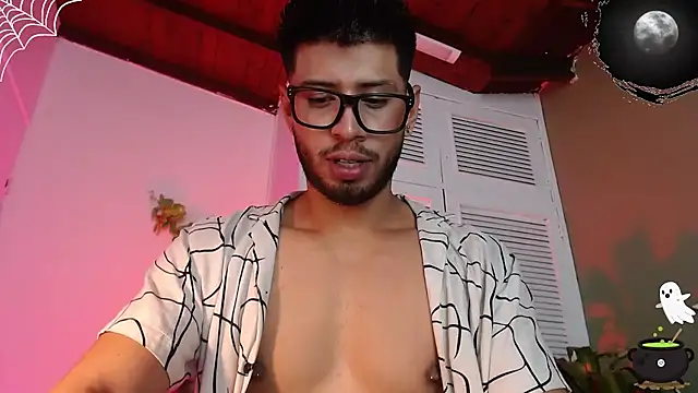 Snapshot of Colby_brown03 chatting on 10/22/25, 06:18 Colby brown03 online show from 10/22/25, 06:18