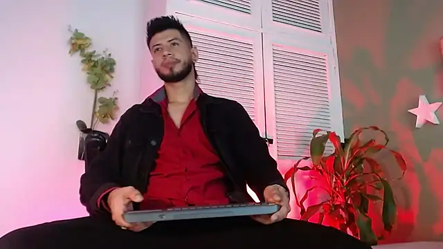 Snapshot of Colby_brown03 chatting on 11/29/25, 07:17 Colby brown03 online show from 11/29/25, 07:17