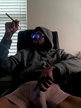 Txdarkmeat74 online show from 12/05/25, 02:14