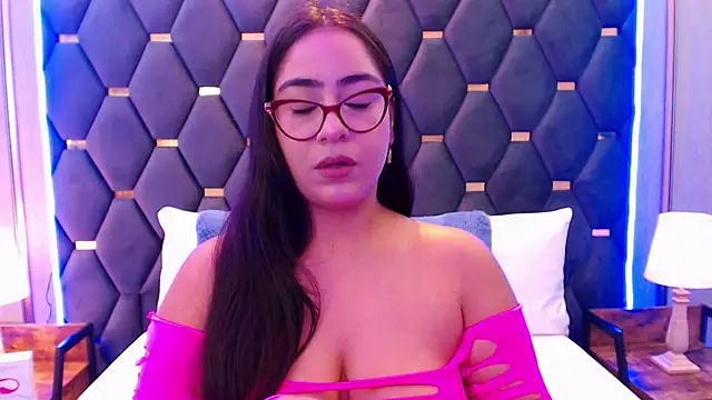 Snapshot of DevonPiers chatting on 12/02/24, 12:07 DevonPiers online show from 12/02/24, 12:07