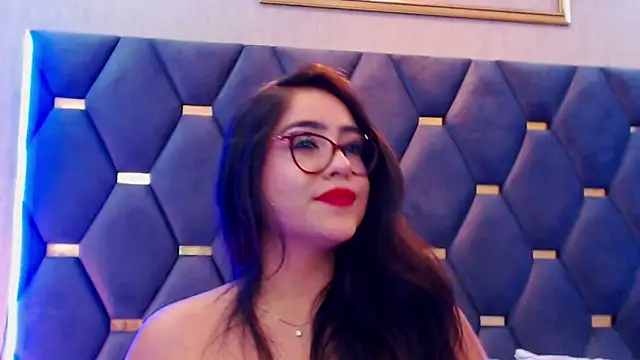 Snapshot of DevonPiers chatting on 12/03/24, 06:17 DevonPiers online show from 12/03/24, 06:17