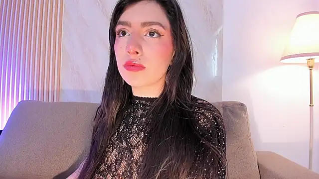 Snapshot of Eliz_jane chatting on 05/22/26, 02:44 Eliz jane online show from 05/22/26, 02:44