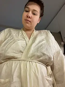 SuzieMurray online show from 12/04/25, 07:17