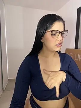 kimberlyhills1 online show from 11/20/25, 08:08