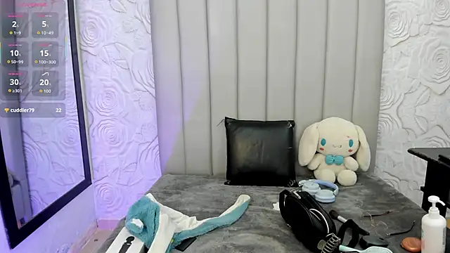 AlexaFoxy18 online show from 03/06/26, 06:32