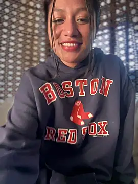 Snapshot of Im_Little chatting on 02/22/25, 01:02 Im Little online show from 02/22/25, 01:02