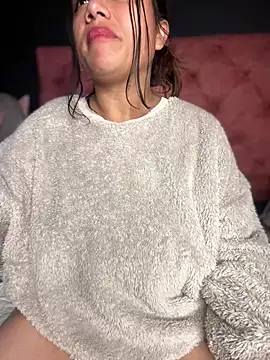 Snapshot of Im_Little chatting on 02/27/25, 09:32 Im Little online show from 02/27/25, 09:32