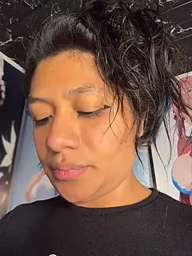 Im Little online show from 05/21/26, 02:29