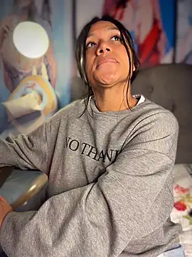 Im Little online show from 06/19/26, 03:11