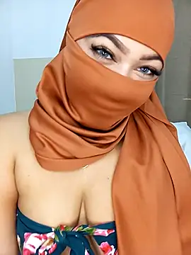 Snapshot of Kendra_Kait chatting on 02/25/25, 09:13 Kendra Kait online show from 02/25/25, 09:13