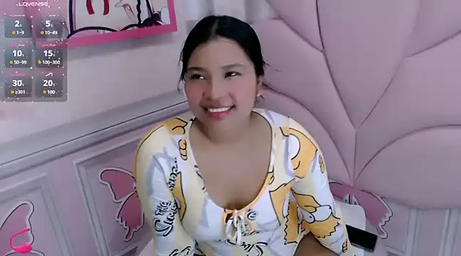 lauren sofia19 online show from 12/04/24, 09:40