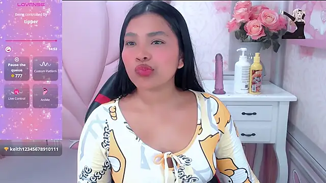 lauren sofia19 online show from 12/12/24, 09:19