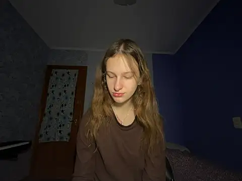 Snapshot of Eva_Angel3 chatting on 12/11/24, 04:31 Eva Angel3 online show from 12/11/24, 04:31