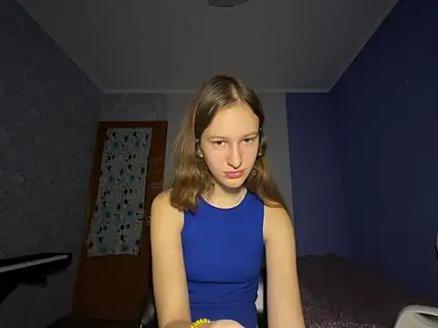 Snapshot of Eva_Angel3 chatting on 12/19/24, 03:30 Eva Angel3 online show from 12/19/24, 03:30