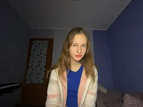 Snapshot of Eva_Angel3 chatting on 12/23/24, 03:55 Eva Angel3 online show from 12/23/24, 03:55