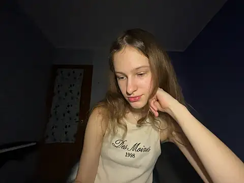 Snapshot of Eva_Angel3 chatting on 01/31/25, 06:47 Eva Angel3 online show from 01/31/25, 06:47