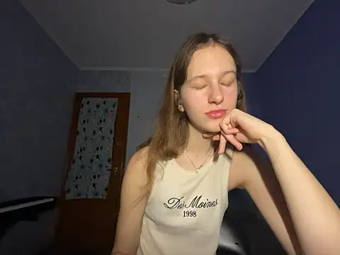 Snapshot of Eva_Angel3 chatting on 02/06/25, 06:13 Eva Angel3 online show from 02/06/25, 06:13