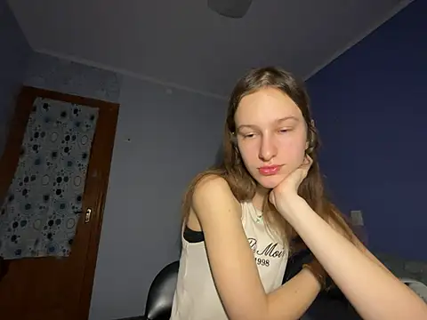 Snapshot of Eva_Angel3 chatting on 02/20/25, 05:29 Eva Angel3 online show from 02/20/25, 05:29