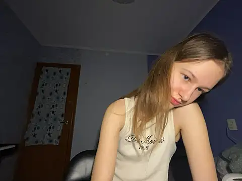 Snapshot of Eva_Angel3 chatting on 02/20/25, 08:36 Eva Angel3 online show from 02/20/25, 08:36