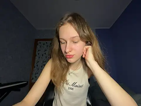 Snapshot of Eva_Angel3 chatting on 02/22/25, 04:51 Eva Angel3 online show from 02/22/25, 04:51