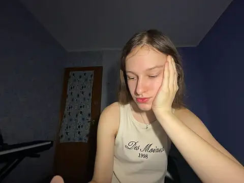 Snapshot of Eva_Angel3 chatting on 02/27/25, 05:36 Eva Angel3 online show from 02/27/25, 05:36