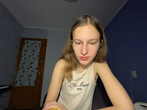 Snapshot of Eva_Angel3 chatting on 03/01/25, 04:44 Eva Angel3 online show from 03/01/25, 04:44