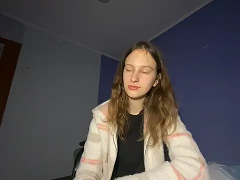 Snapshot of Eva_Angel3 chatting on 03/14/25, 04:51 Eva Angel3 online show from 03/14/25, 04:51