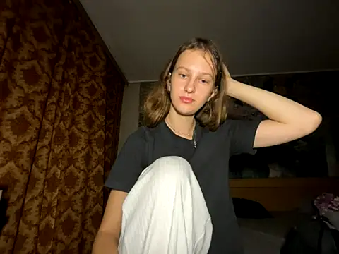 Snapshot of Eva_Angel3 chatting on 09/24/25, 06:55 Eva Angel3 online show from 09/24/25, 06:55