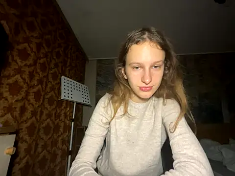 Snapshot of Eva_Angel3 chatting on 10/14/25, 05:03 Eva Angel3 online show from 10/14/25, 05:03