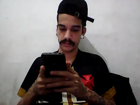 gatobranco001 online show from 05/30/26, 05:54